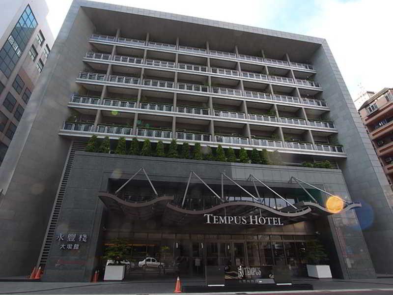 Check Inn Select Taichung Dadun المظهر الخارجي الصورة